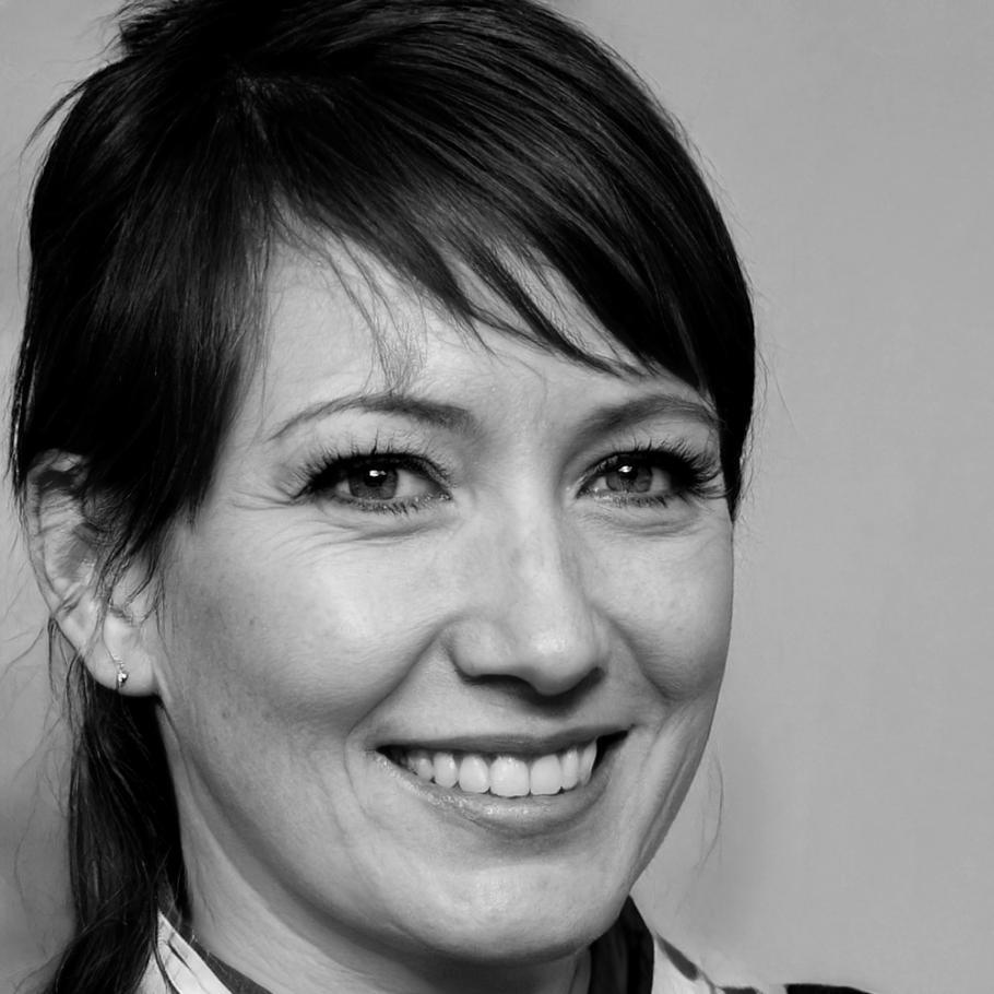 Dr. Amélie Rousseau, Business-Mentorin